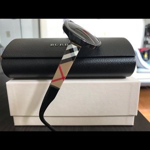 Burberry women sunglasses